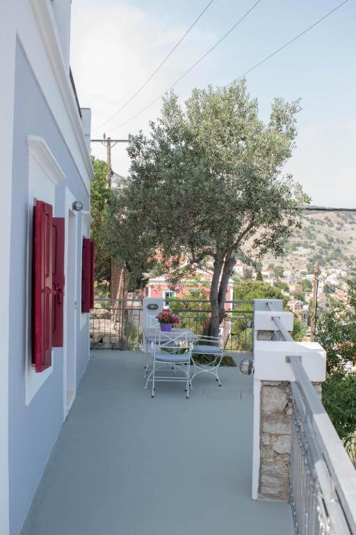 Marea Studios Simi Dış mekan fotoğraf