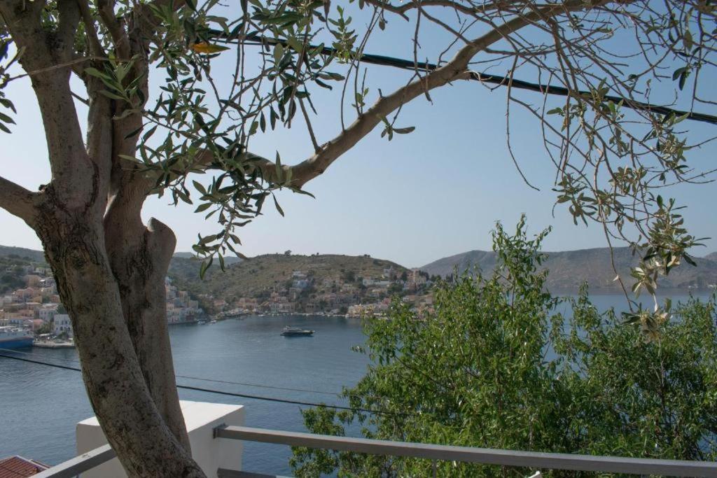 Marea Studios Simi Dış mekan fotoğraf